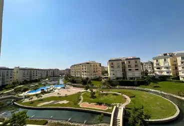 https://aqarmap.com.eg/ar/listing/5050390-for-sale-cairo-new-cairo-compounds-mountain-view-hyde-park