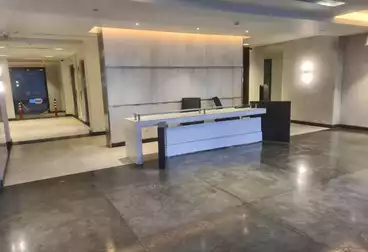 https://aqarmap.com.eg/ar/listing/5061586-for-rent-cairo-new-cairo-compounds-hyde-park-avenue-mall-hyde-park