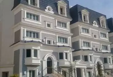 https://aqarmap.com.eg/en/listing/5069428-for-rent-cairo-new-cairo-compounds-mountain-view-hyde-park