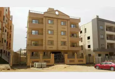 Apartment with Garden For sale in Bait El Watan