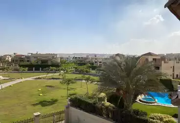 https://aqarmap.com.eg/en/listing/5085838-for-sale-cairo-el-sheikh-zayed-city-compounds-royal-city