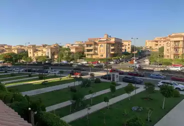 https://aqarmap.com.eg/ar/listing/5089387-for-sale-cairo-new-cairo-lrhb-city-phase-1-ali-amin-st