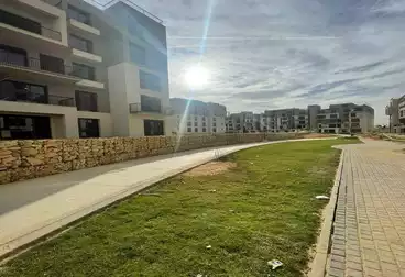 Apartment with Garden 180 M Finished For sale in Sodic East  - Installments over 10 years