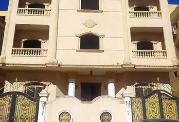 https://aqarmap.com.eg/ar/listing/5089841-for-sale-cairo-el-sheikh-zayed-city-el-hay-el-hady-ashaer-area-1-street-10