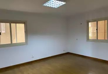 Offices For rent in El Lasilki St.