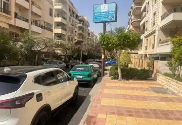 commercial appartment for sale 330m in el wezraa street sheraton 