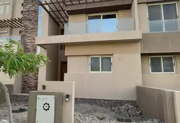 Separate Villa For sale in Rayos Compound 