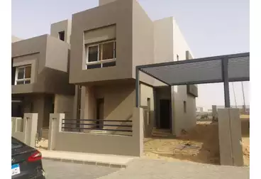 Townhouse for sale in Etapa Compound - City Edge