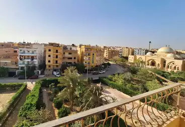 Apartments For sale - 3 rooms - floor 4