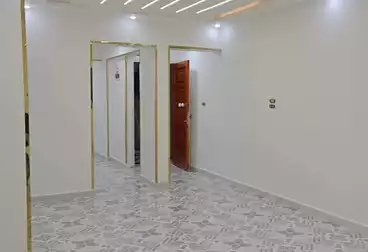 Apartments For sale - 2 rooms - floor 4