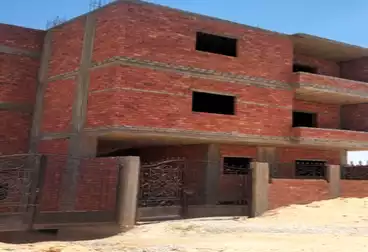 Full Floor For sale - 9 rooms - floor 1