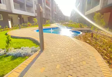 Apartment with Garden For sale - 3 rooms - floor 0