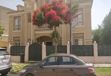 فيلا منفصلة للإيجار - 7 غرف