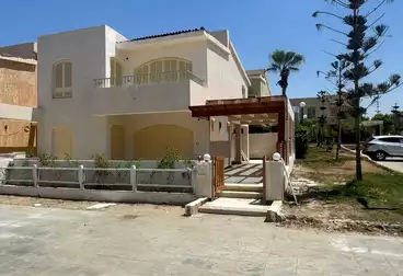 فيلا منفصلة للبيع - 3 غرف
