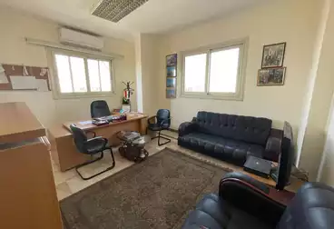 Administrative For rent - 4 rooms - floor 3