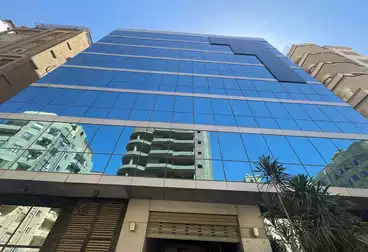 مقر إداري للإيجار - 5 غرف - بالدور 4
