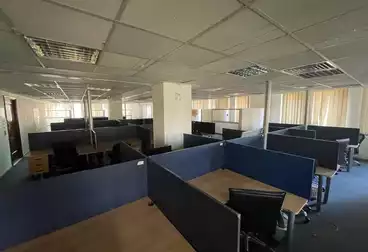 Administrative Building For rent - 25 rooms