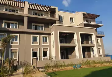 Penthouse For sale - 4 rooms - floor 3