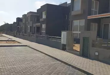 Apartments For sale - 3 rooms - floor 1