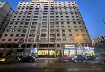 Apartments For sale - 3 rooms - floor 1