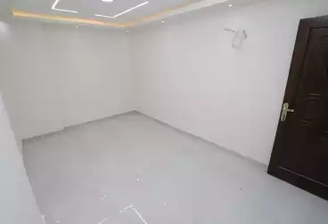 Apartments For rent - 3 rooms - floor 5