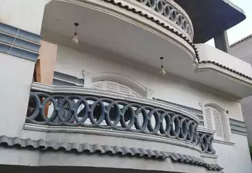عقارات للبيع - 4 غرف