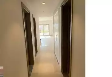 Apartments For sale - 3 rooms - floor 1