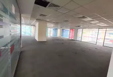 Administrative For rent - 5 rooms - floor 3