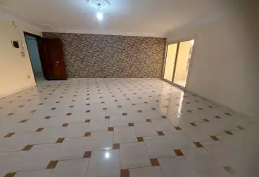 Apartments For sale - 3 rooms - floor 4