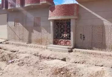 Building For sale - 4 rooms