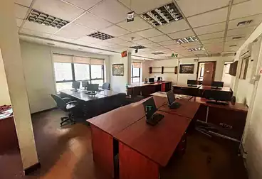 Offices For rent - 6 rooms - floor 3