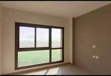 شقق للبيع - 3 غرف - بالدور 4
