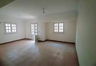 Apartments For sale - 3 rooms - floor 4