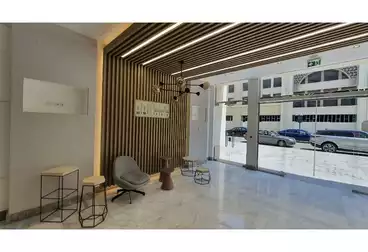 Administrative For sale - 3 rooms - floor 1