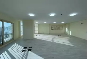 Offices For rent - 6 rooms - floor 5