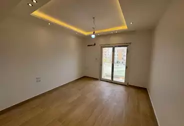 Apartments For sale - 3 rooms - floor 4