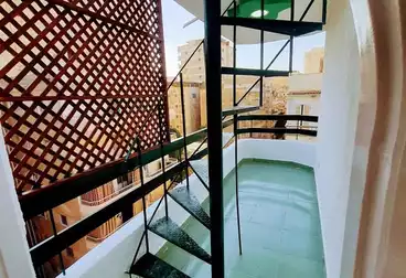 روف للبيع - 2 غرف - بالدور 0
