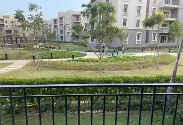 Apartment with Garden For sale - 3 rooms - floor 0