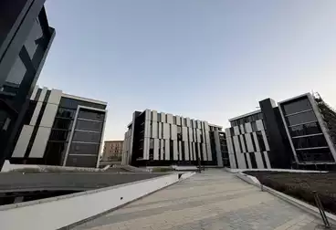 Administrative For rent - 4 rooms - floor 3