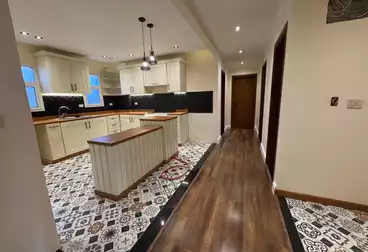 Apartments For sale - 3 rooms - floor 1