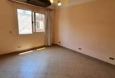 Apartments For sale - 2 rooms - floor 5