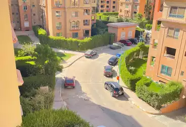 Apartments For sale - 3 rooms - floor 4