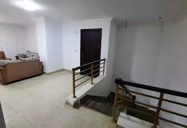 Duplex with Garden For sale - 4 rooms - floor 0