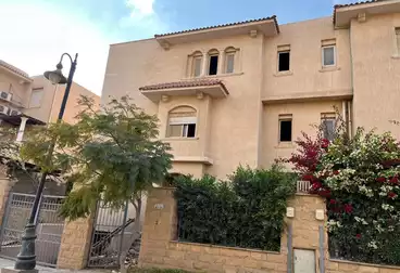 Twin House For sale - 6 rooms