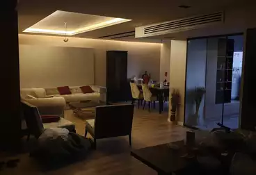 Penthouse For sale - 4 rooms - floor 3