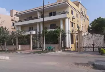 Separate Villa For sale - 9 rooms