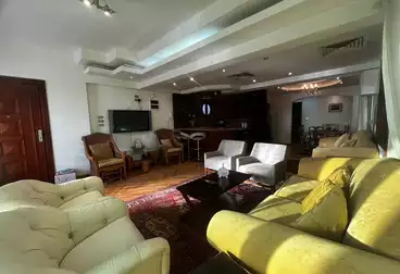 Furnished Apartment For rent - 3 rooms - floor 3