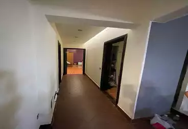 Apartments For sale - 3 rooms - floor 1