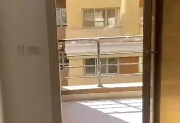 Apartments For sale - 3 rooms - floor 5