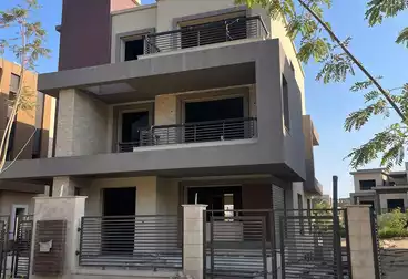 Villas For sale - 4 rooms